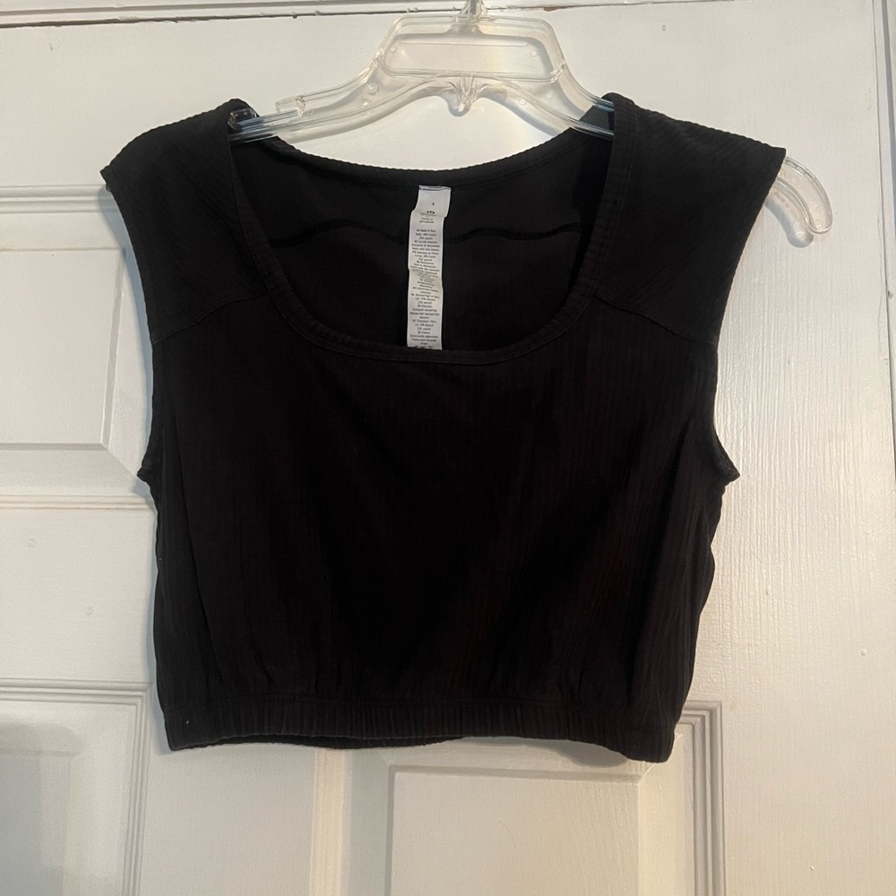 Lululemon Athletica Cap Sleeve Crop Tee